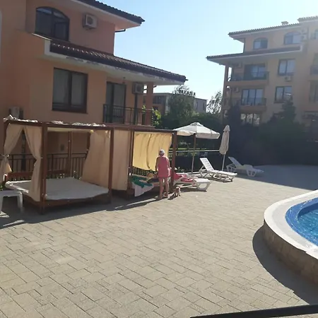 Sunshine Apartment